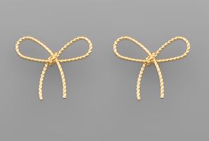 Trendy Knot Earring in Shiny Gold