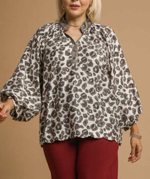The Boho Leopard Top in Curvy