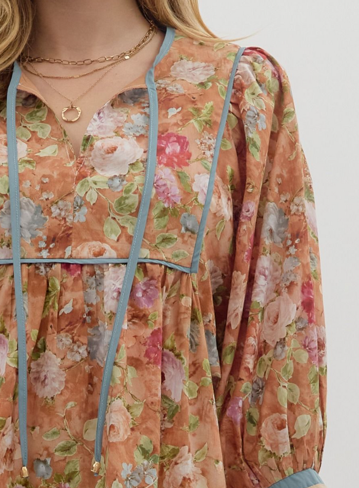 The Britt Top in Curvy