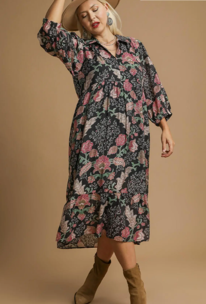 The Daisy Dress in Curvy