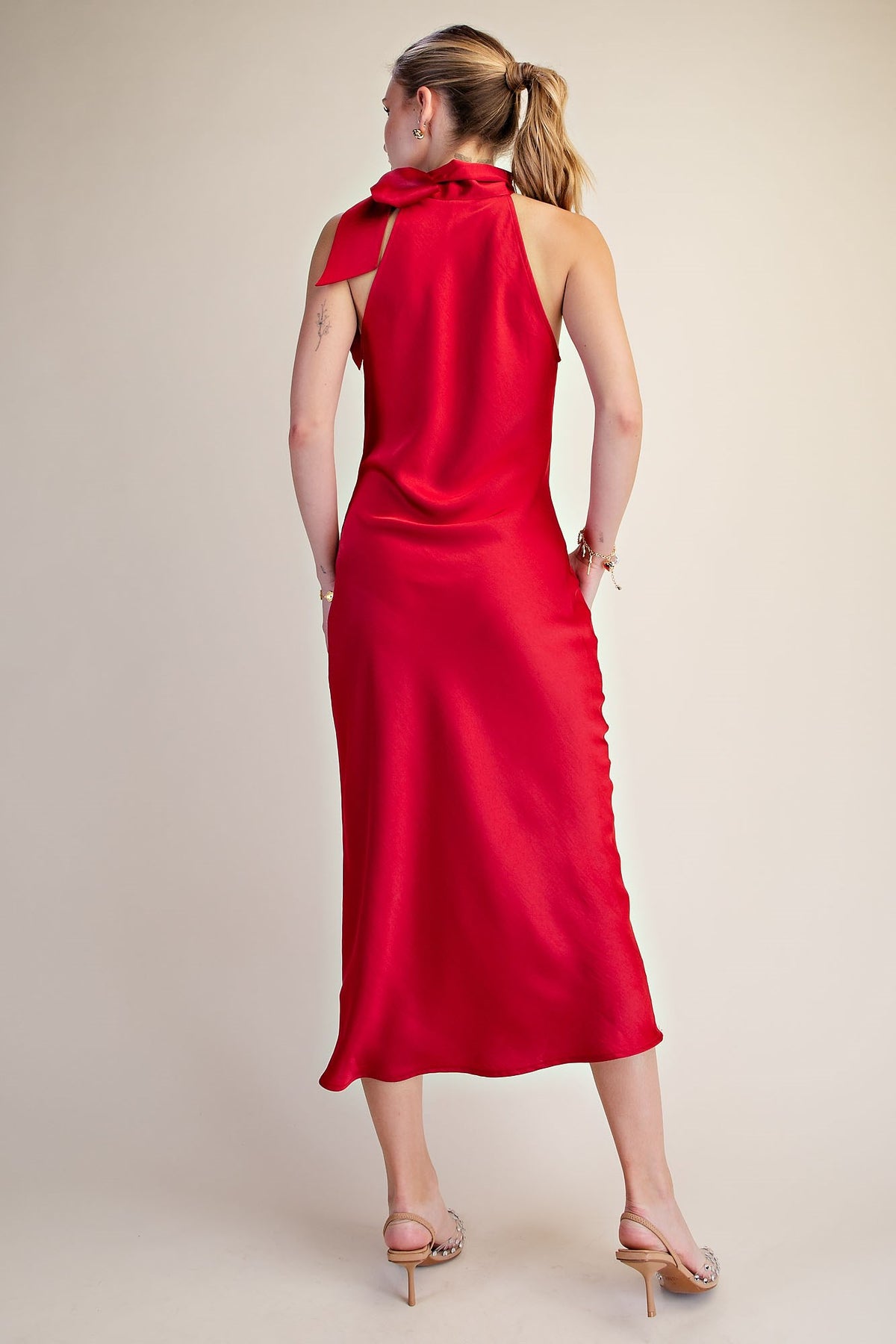 F26 Sleek Dress
