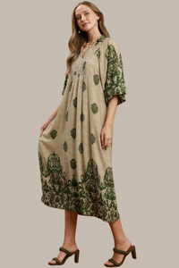 F26 Beyond the Border Dress