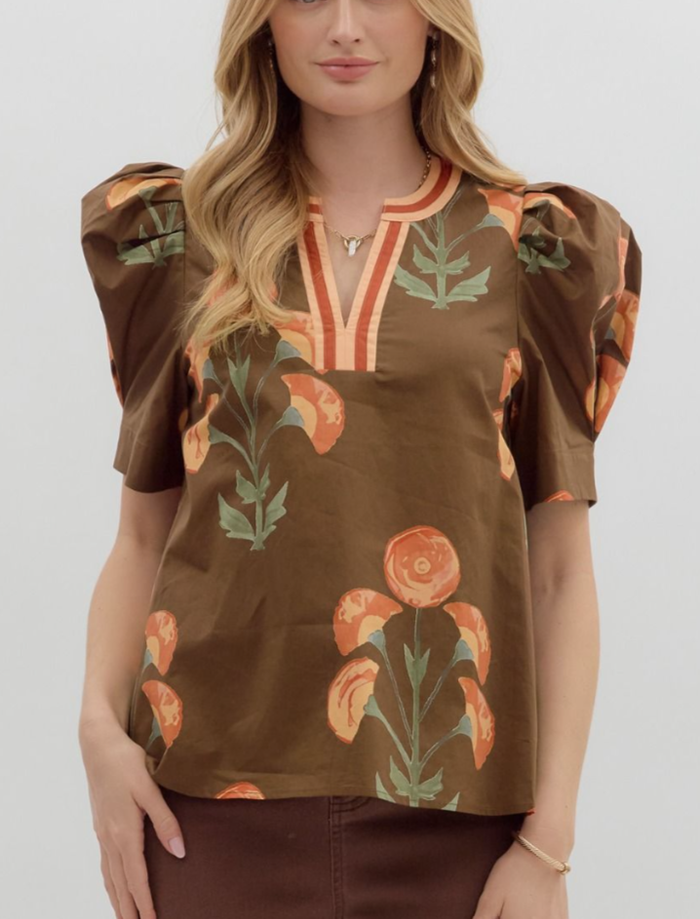 The Blooming Brown Top in Curvy