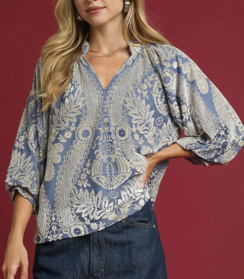The Lovely Velvet Top Reg