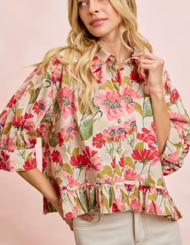 SU26 Ruffled Hem Top