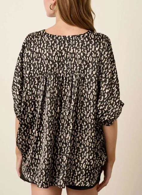 F26 Animal Oversized Top