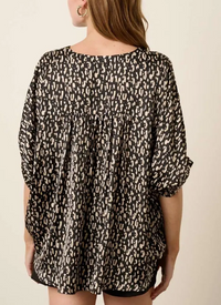 F26 Animal Oversized Top
