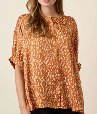 F26 Animal Oversized Top