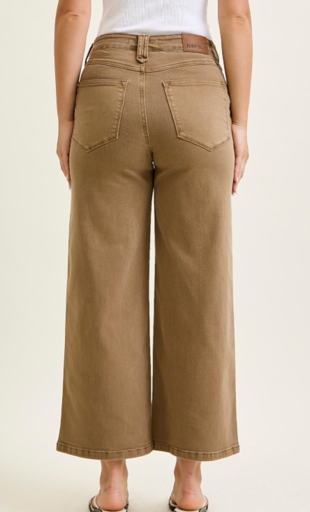 SU26 Golden Brown Jean
