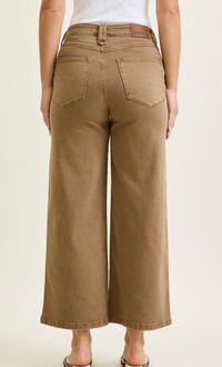 SU26 Golden Brown Jean
