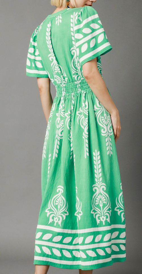 The Lovely Sage Dress Curvy
