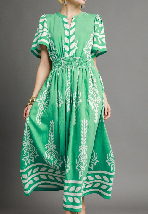 The Lovely Sage Dress Curvy
