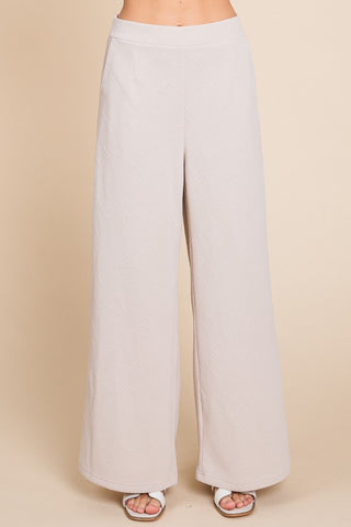 Textured Crop Curvy Pants