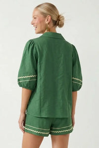 SU26 Green With Envy Top