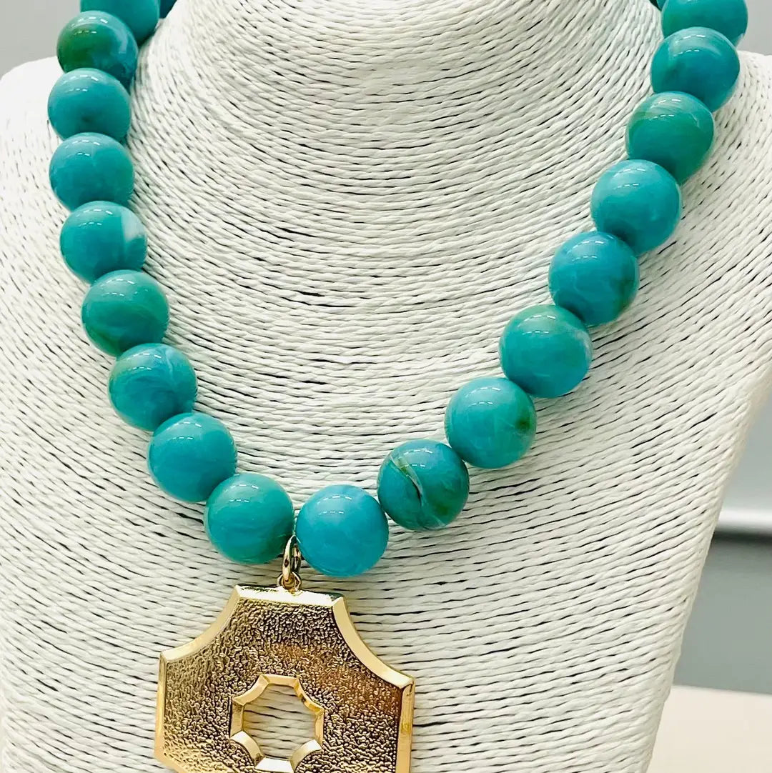 F26 Lovely Necklace