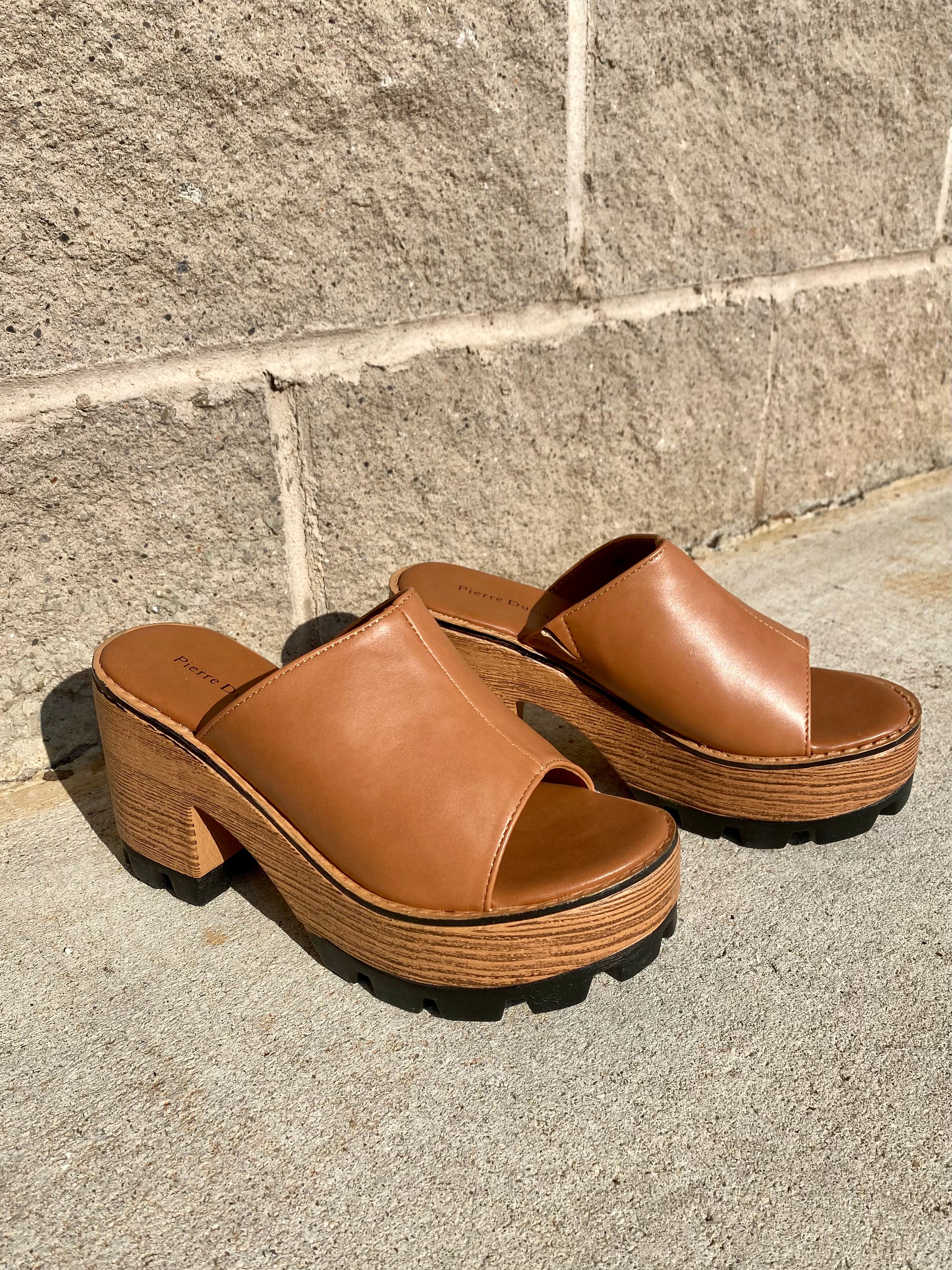 Colby Slide on Wedge in 2 colors